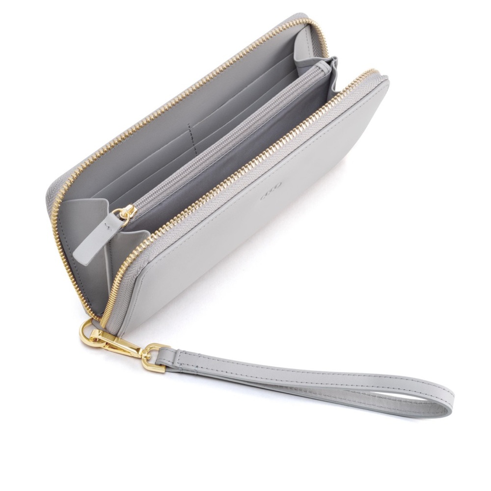 Chic Light Gray Leather wallet with wrist strap - Picture 2 of 8